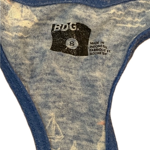 Sailboat theme tank top - women’s small - like new! - Picture 3 of 3